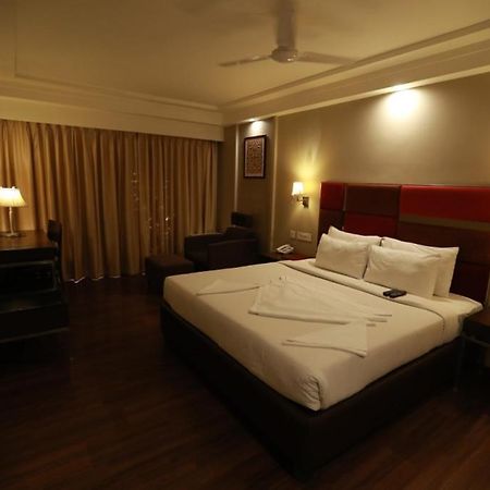 Khammam Hotel-S-Park المظهر الخارجي الصورة