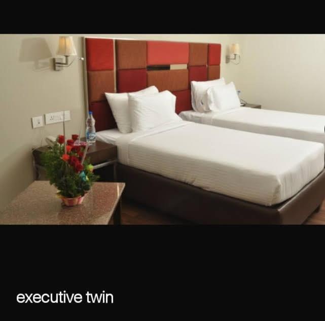 Khammam Hotel-S-Park المظهر الخارجي الصورة